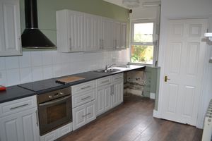 Kitchen Units- click for photo gallery
